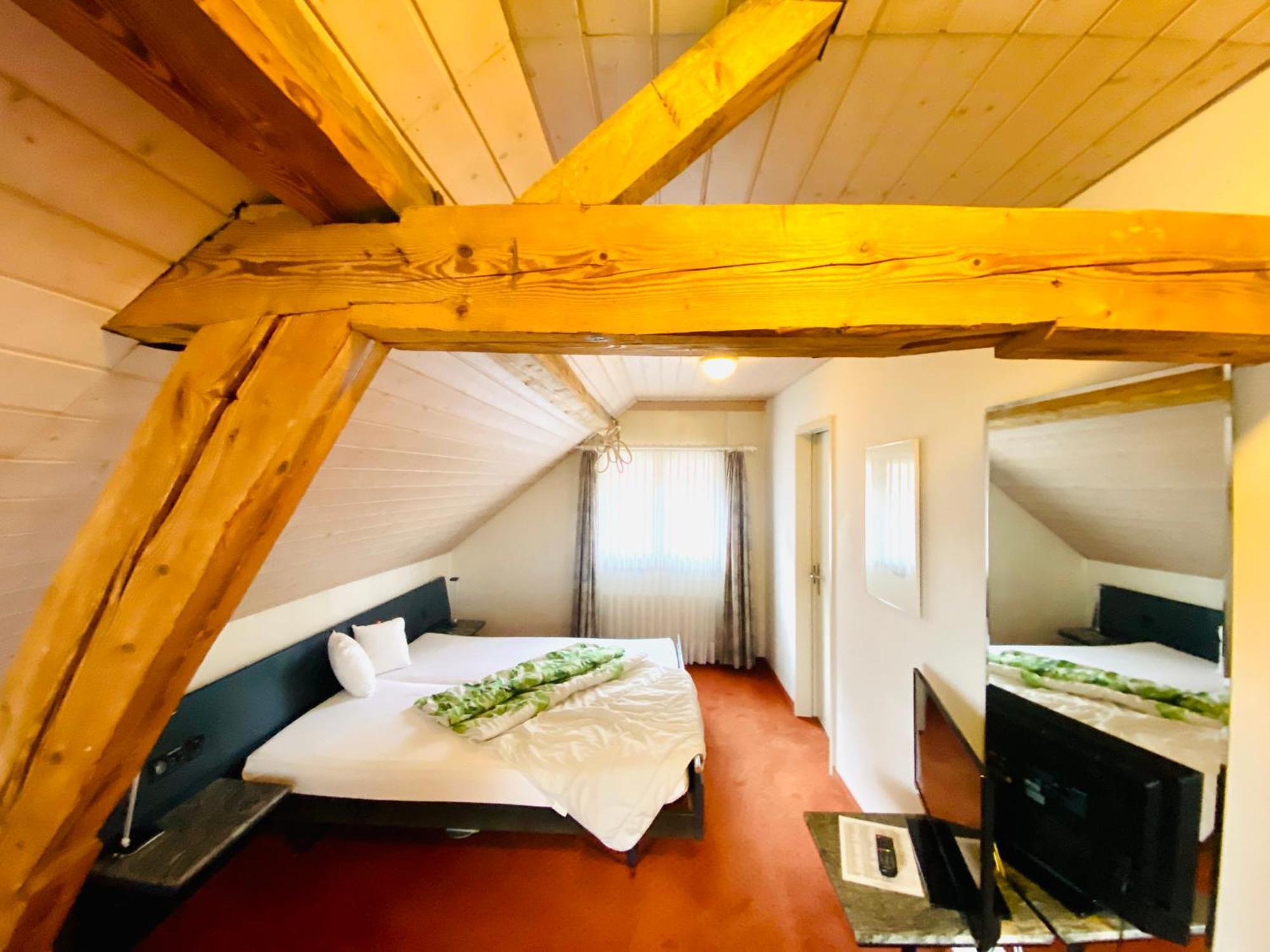 Gasthof Kreuz Egerkingen Zimmer foto